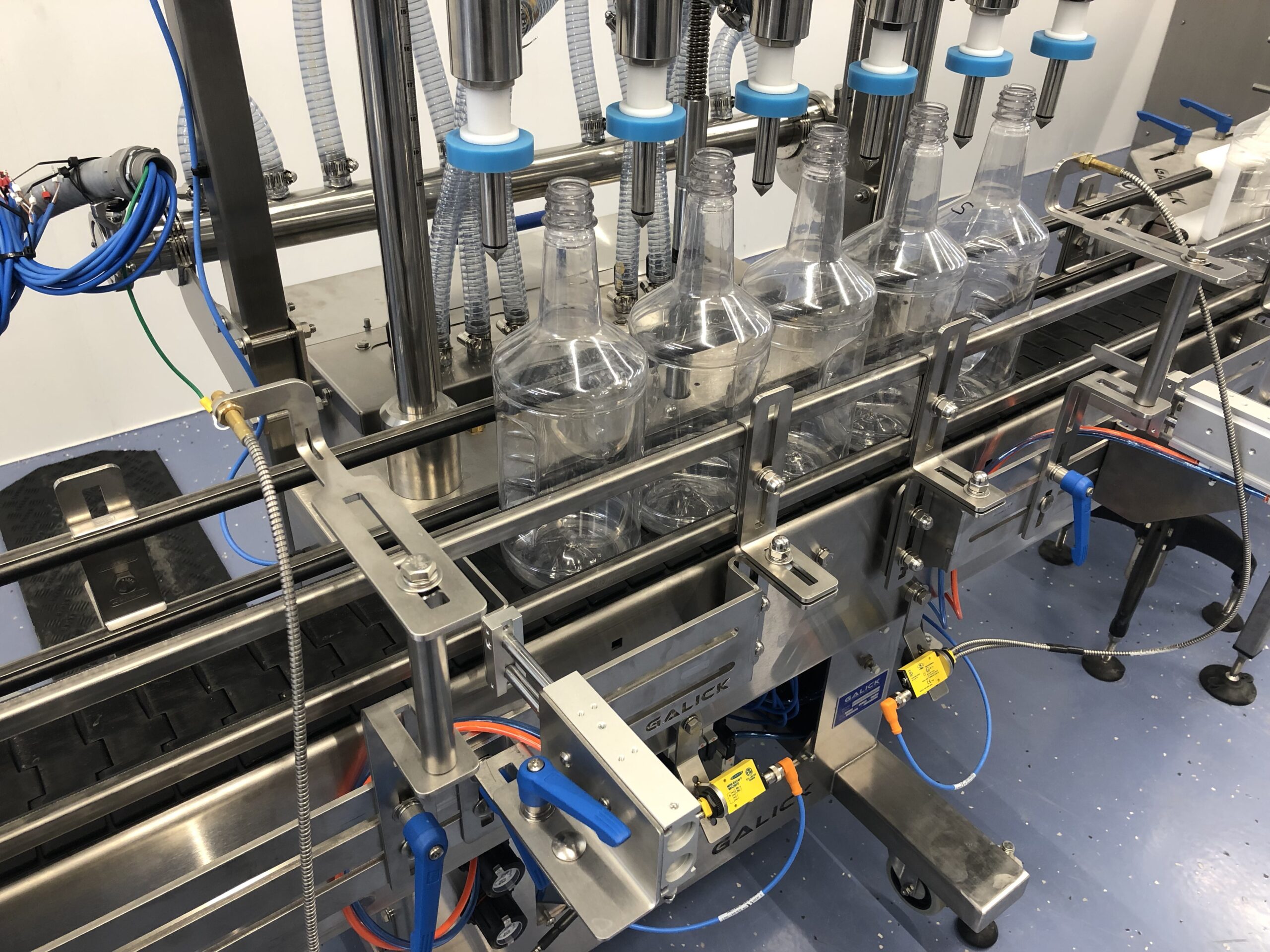Bottle filler